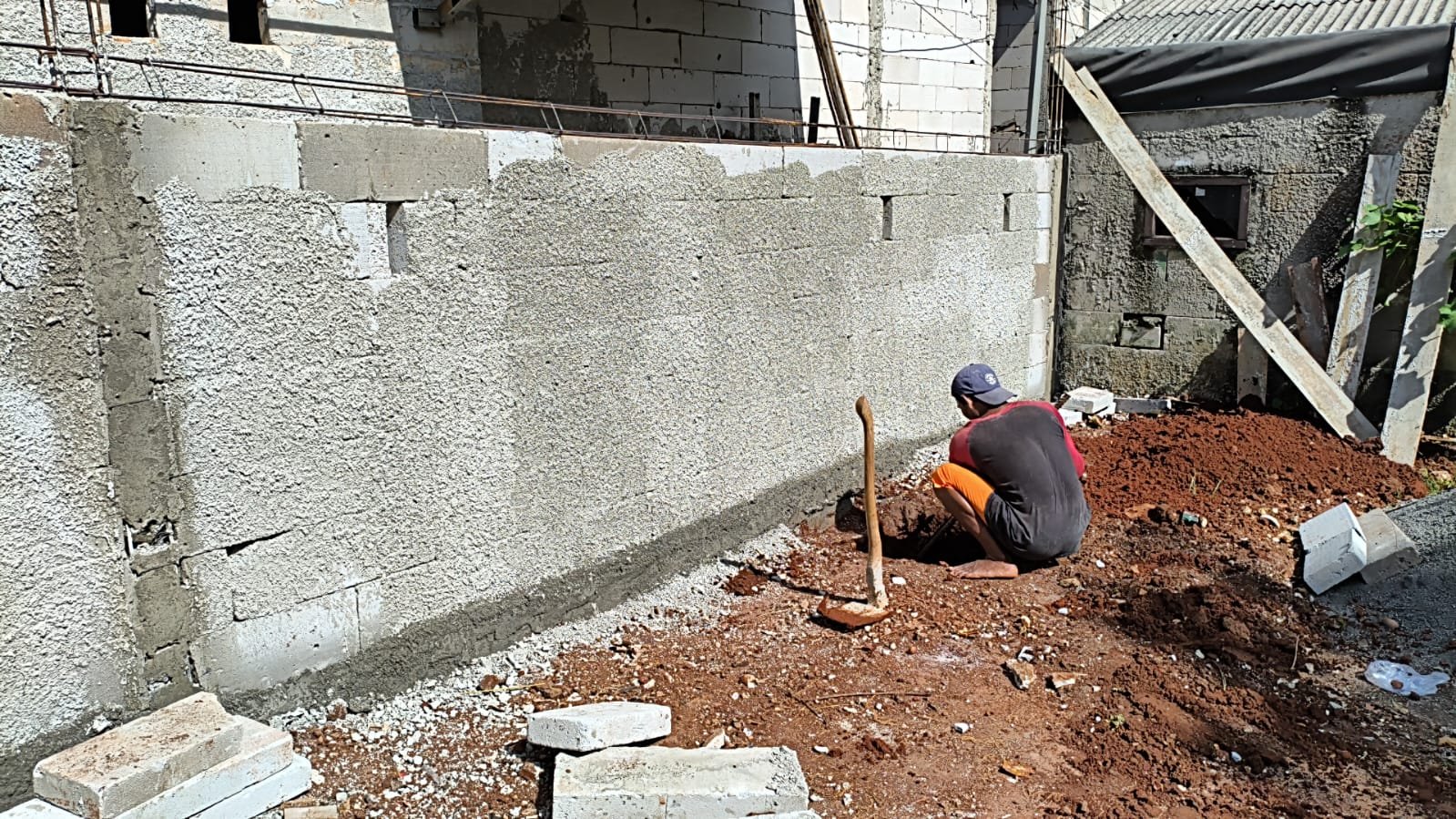 Pembangunan Pagar Lahan Makam Warga Mutiara Darussalam Dimulai: Wujud Kepedulian dan Kerapihan Lingkungan